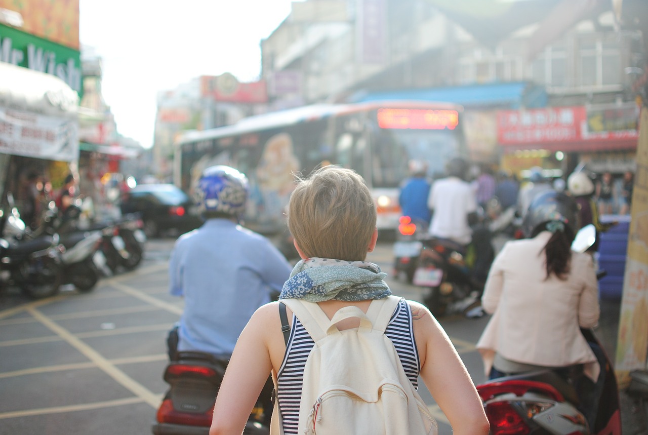 8 Things To Pack For The Minimalist Woman Traveller