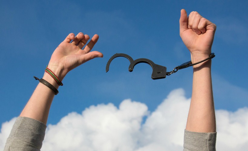3 Shocking Cases Of Tourists Who Were Arrested For ‘Accidentally’ Breaking The Law
