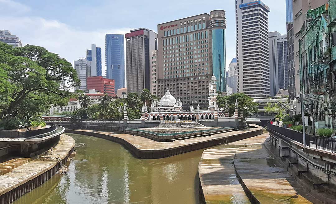 Finding Romance In Downtown Kuala Lumpur