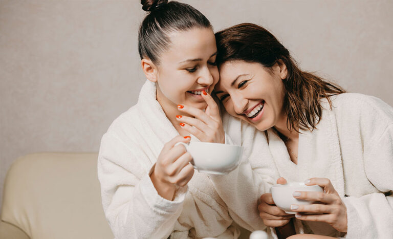Meaningful Mother-Daughter Activities That Create Lifelong Memories At Home Or While Travelling