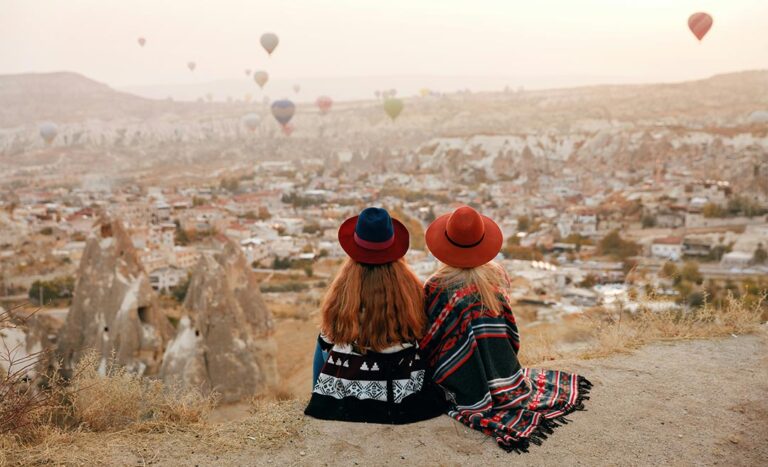 Why Travel Friendships Form So Quickly – And Can Last So Long